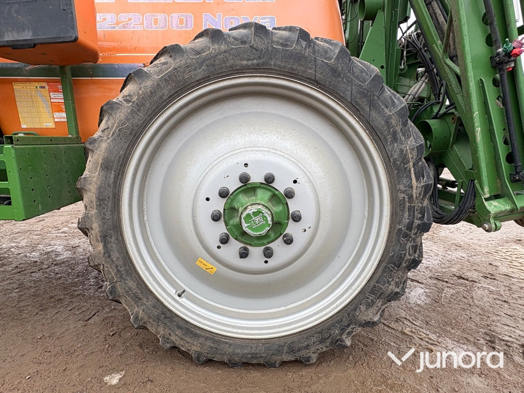 Växtskyddsspruta – Amazone UG 2200 Nova