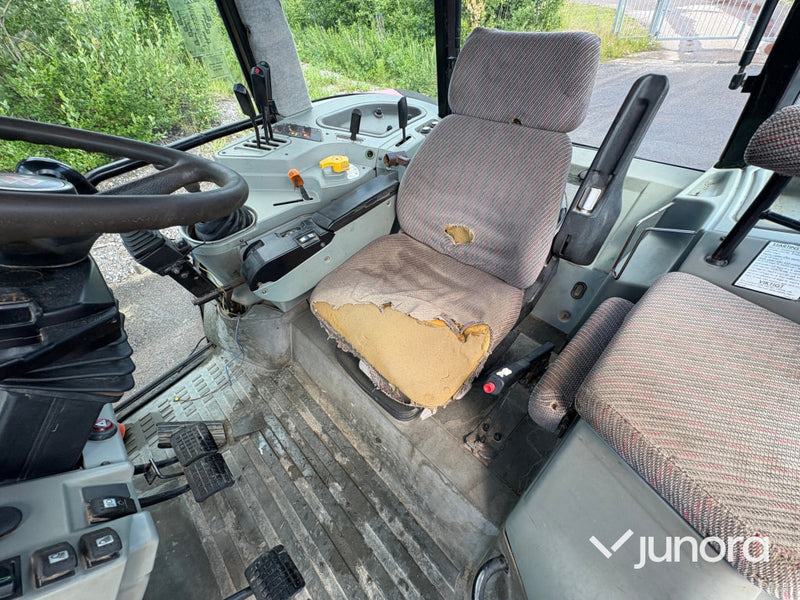 Massey Ferguson 6270 med Lastare