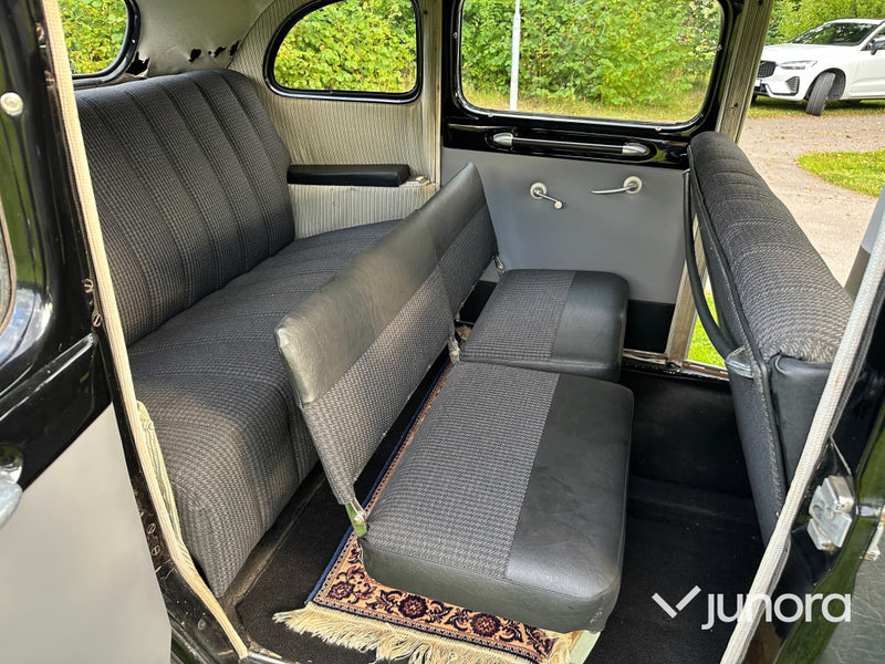 Volvo pv 831