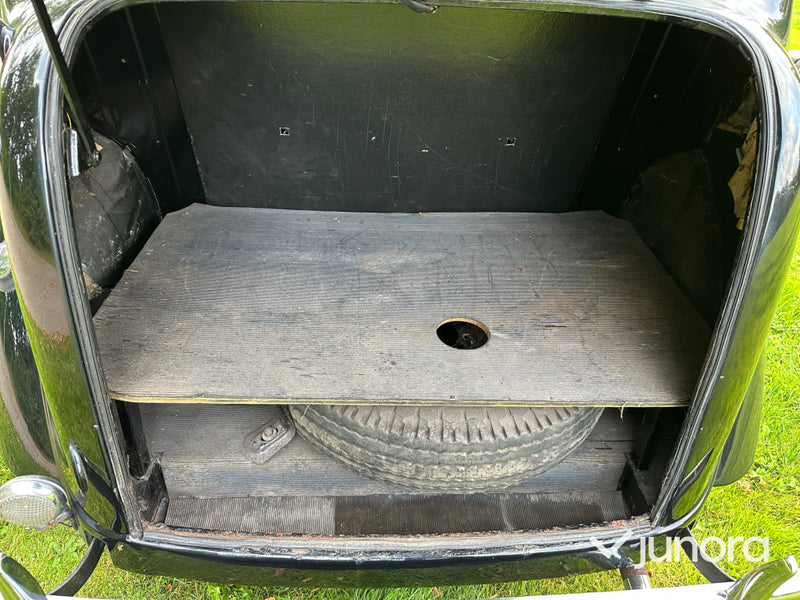 Volvo pv 831