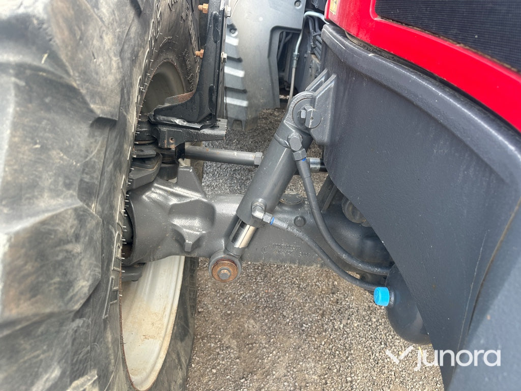Traktor med fronlyft - Massey Ferguson, MF8S.265