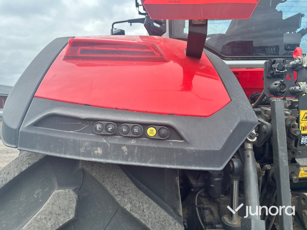 Traktor med fronlyft - Massey Ferguson, MF8S.265