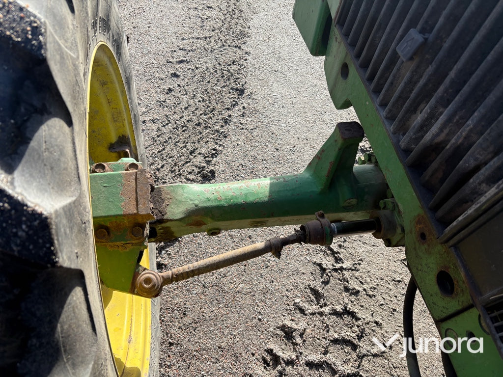 Traktor - John Deere, 2250 4WD