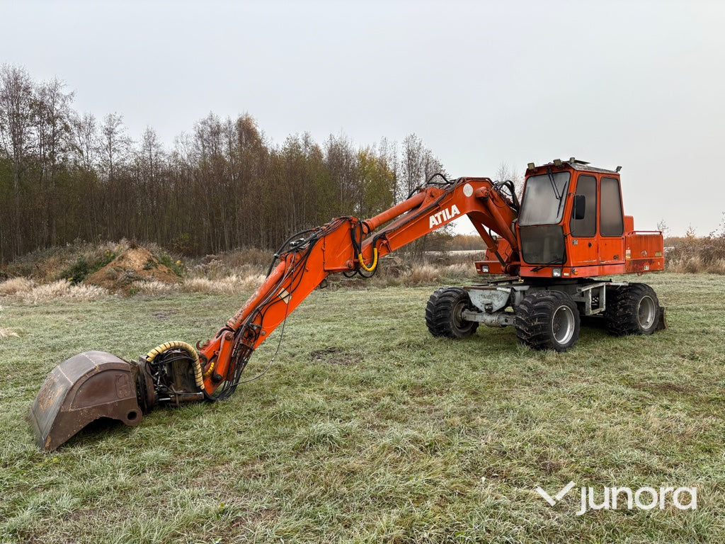 Hjulgrävare - Atlas 1304 med tiltrotator + redskap