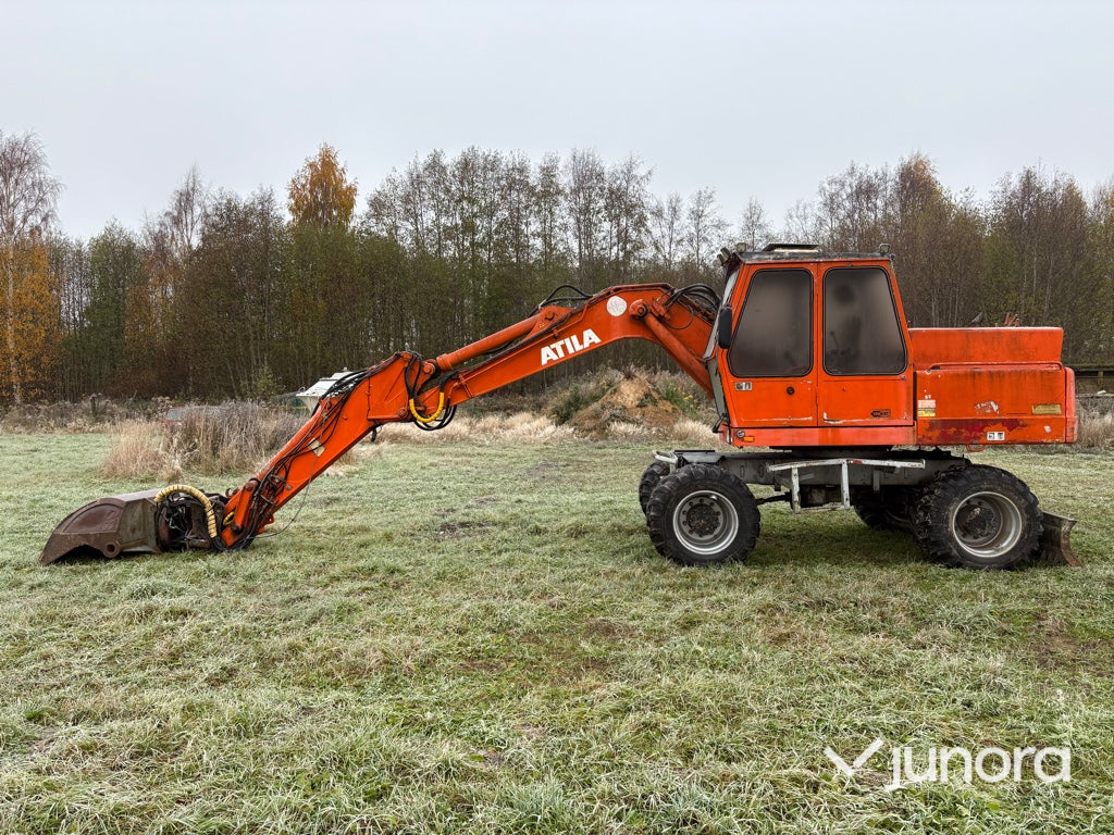 Hjulgrävare - Atlas 1304 med tiltrotator + redskap