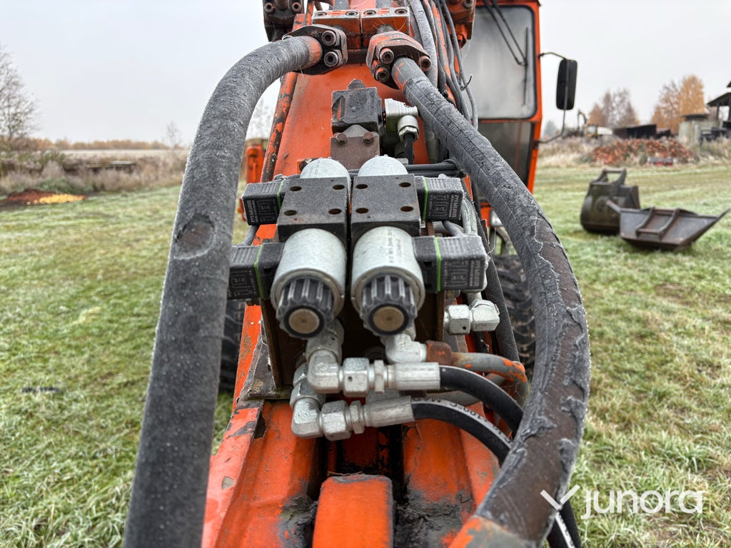Hjulgrävare - Atlas 1304 med tiltrotator + redskap