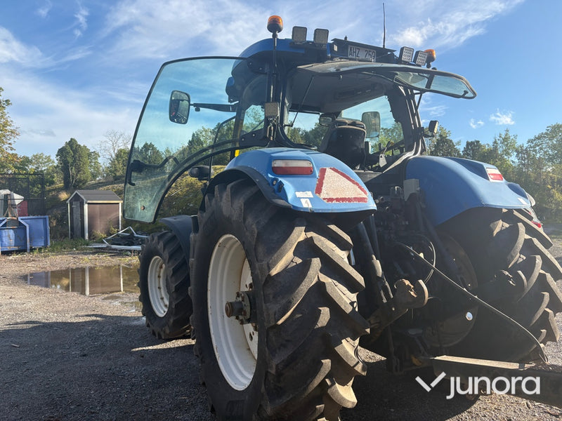 Traktor - New Holland T7040
