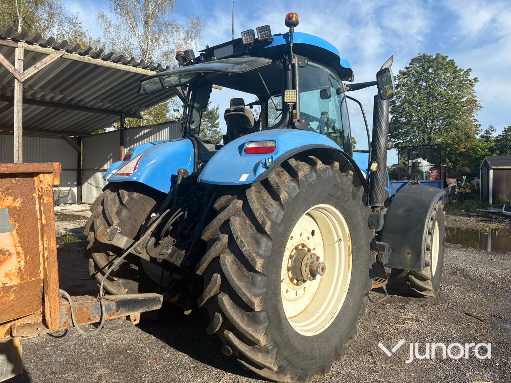 Traktor - New Holland T7040