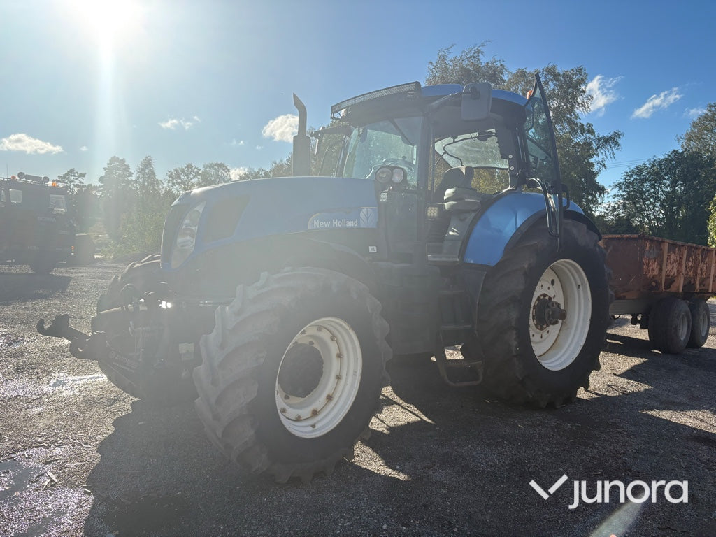 Traktor - New Holland T7040
