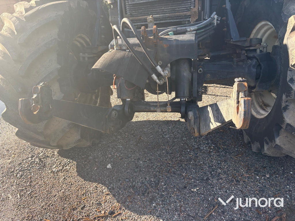 Traktor - New Holland T7040
