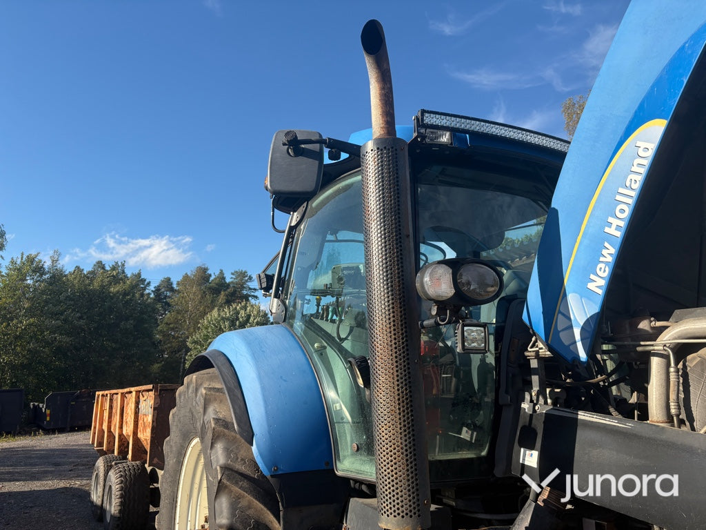 Traktor - New Holland T7040