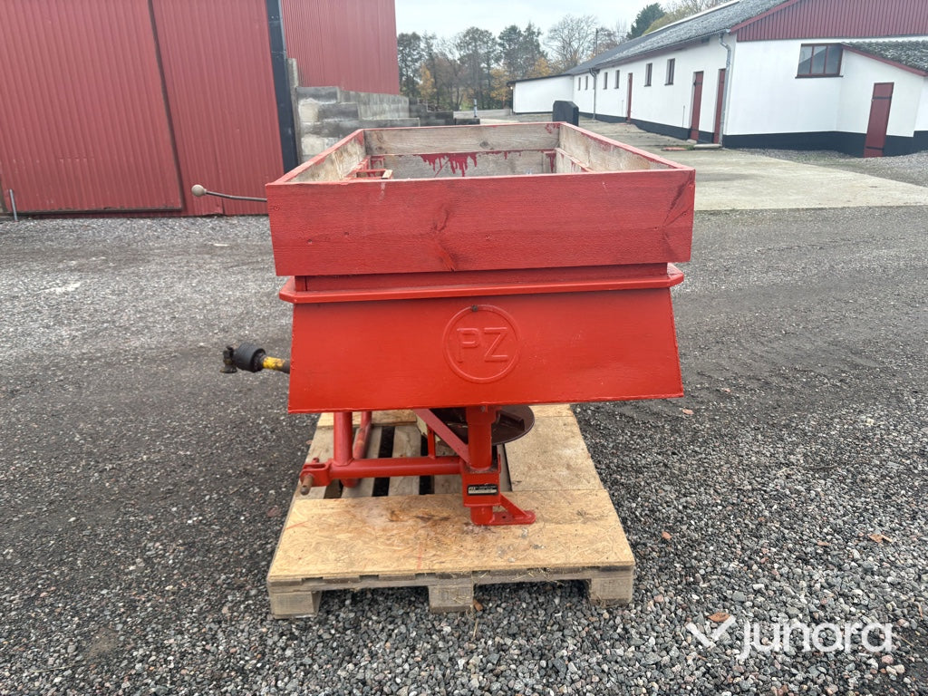 Konstgödselspridare 600 liter