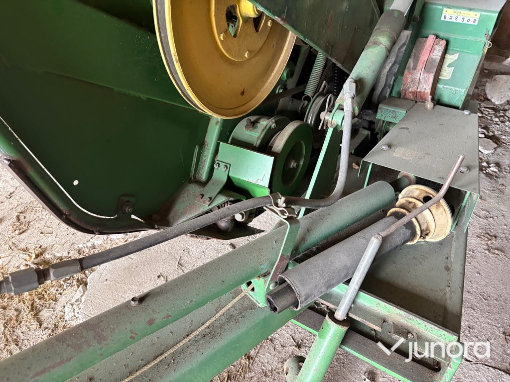 Slåtterkross - John Deere, 486