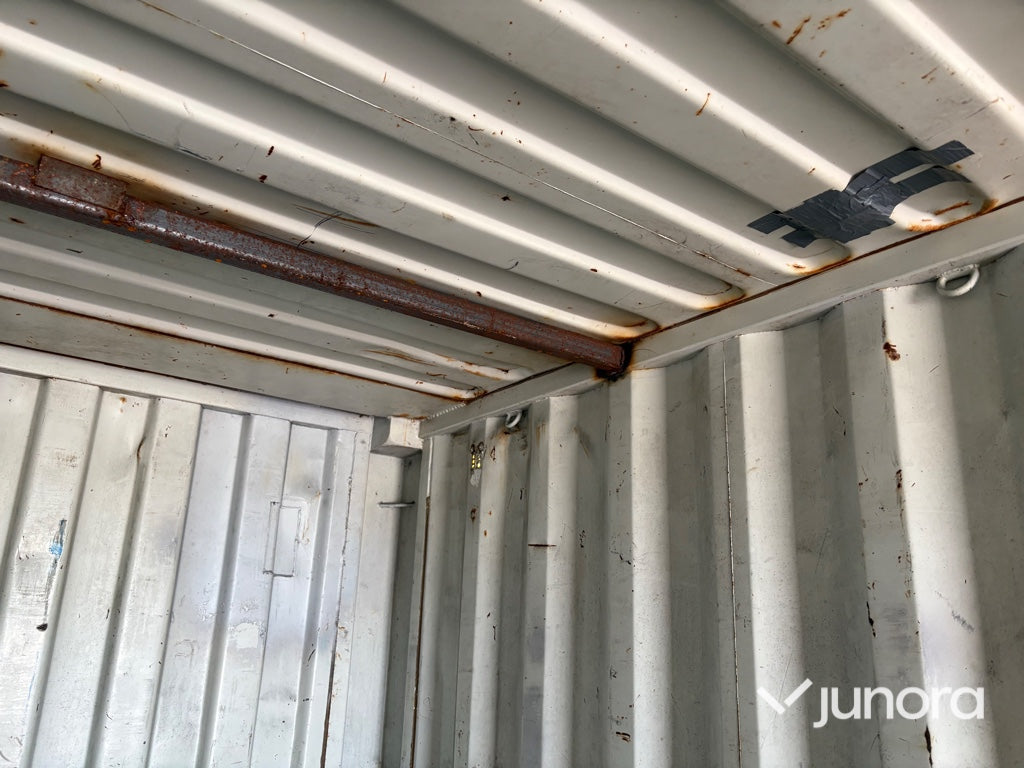 Container - 20 fot med diverse saker