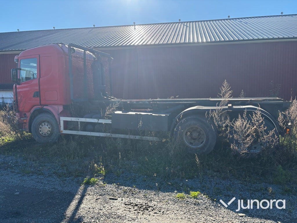 Lastbil SCANIA R144GB6X2 NZ530