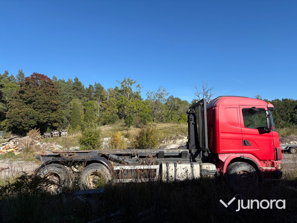 Lastbil SCANIA R144GB6X2 NZ530