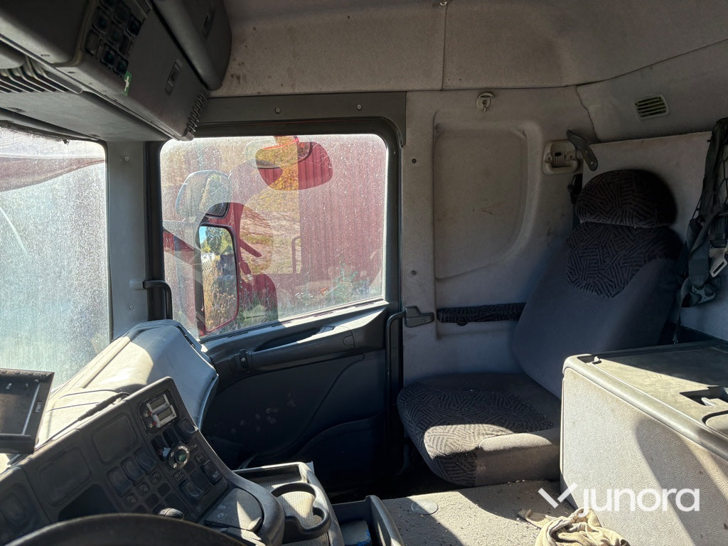 Lastbil SCANIA R144GB6X2 NZ530