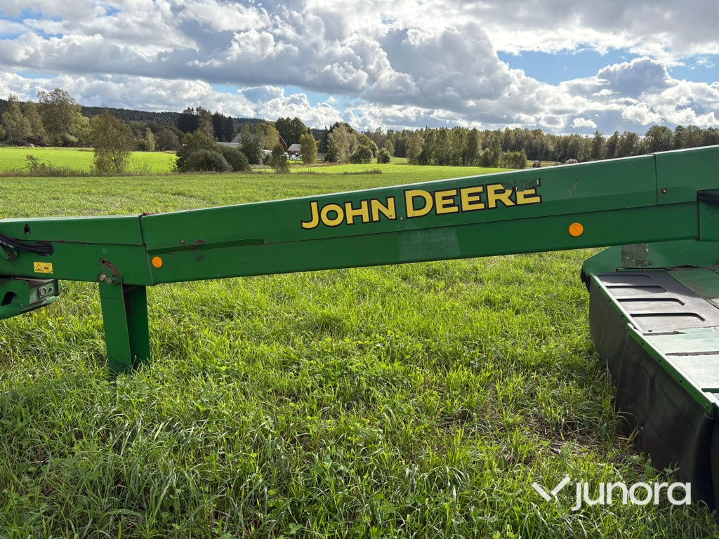 Slåtterkross - John Deere, 735