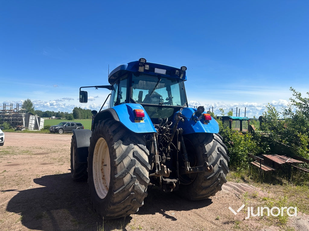 Traktor - New Holland, TVT 195 4WD