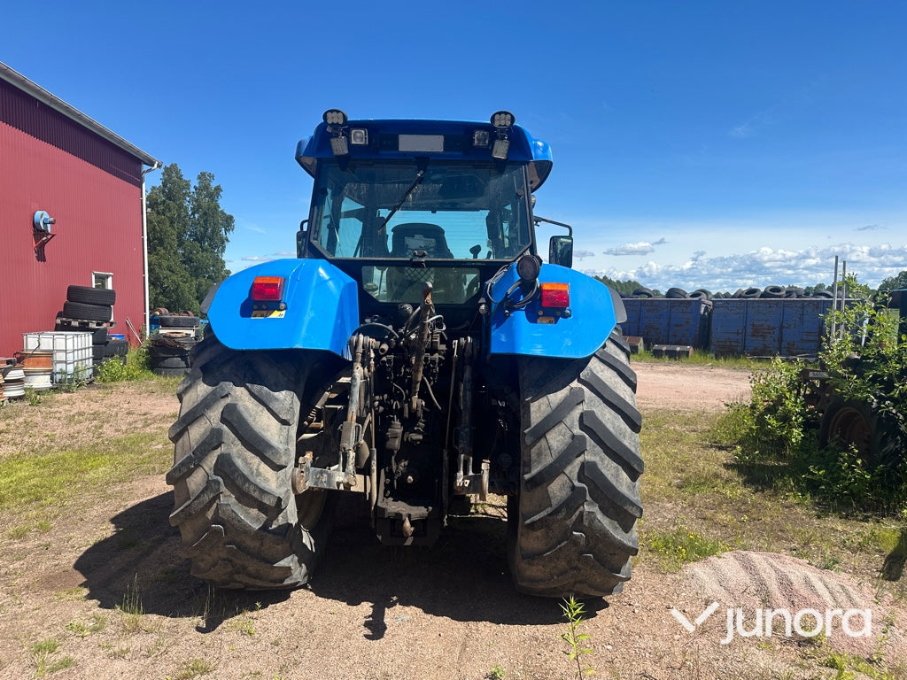 Traktor - New Holland, TVT 195 4WD