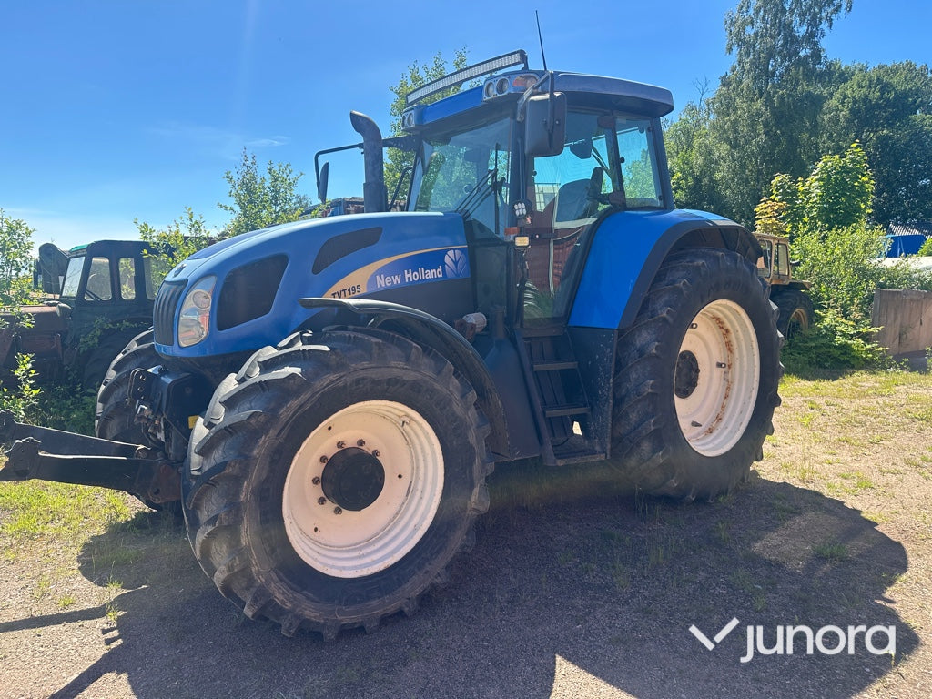 Traktor - New Holland, TVT 195 4WD