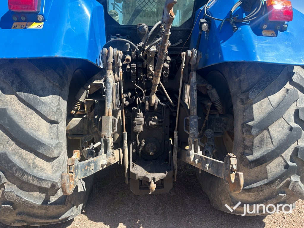Traktor - New Holland, TVT 195 4WD