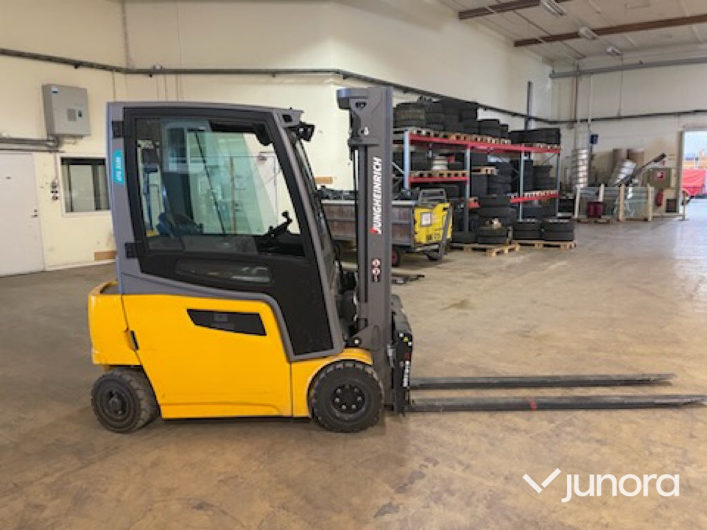 Gaffeltruck - Jungheinrich EFG 318K