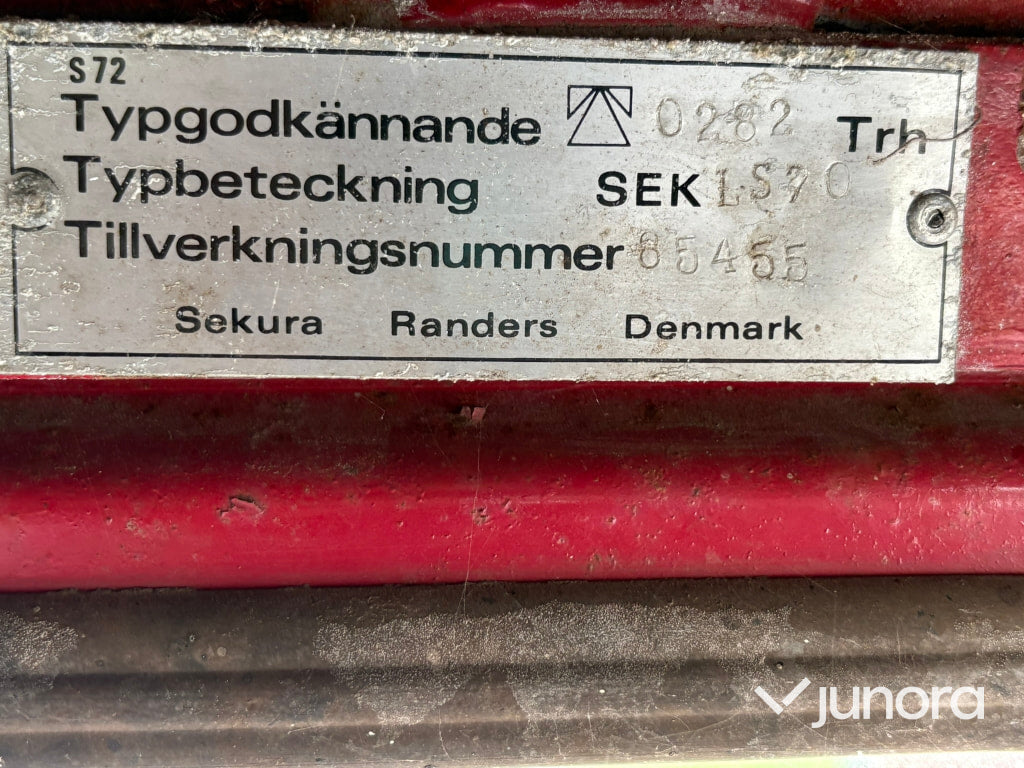 Traktor International 444