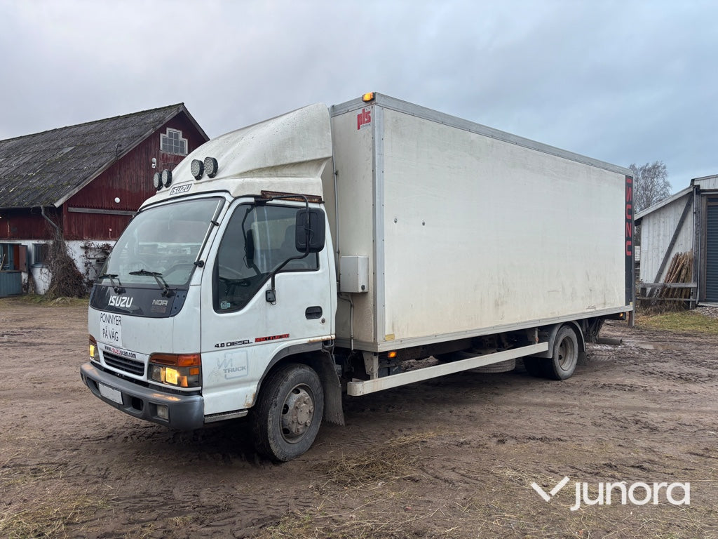 Hästlastbil - Isuzu, NQR70T