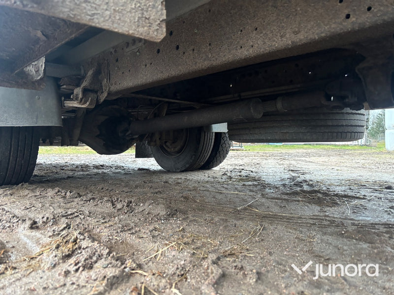 Hästlastbil - Isuzu, NQR70T