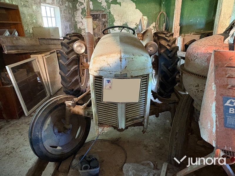 Traktor - Massey Ferguson, Grålle