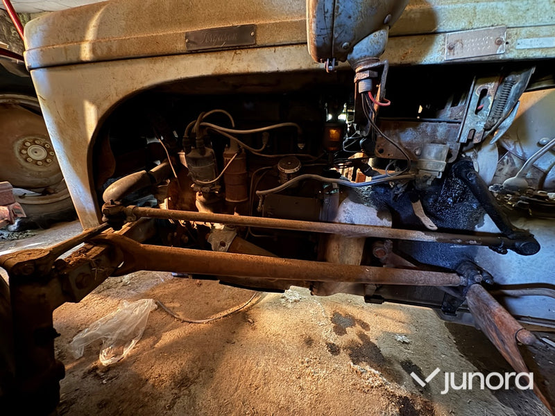 Traktor - Massey Ferguson, Grålle