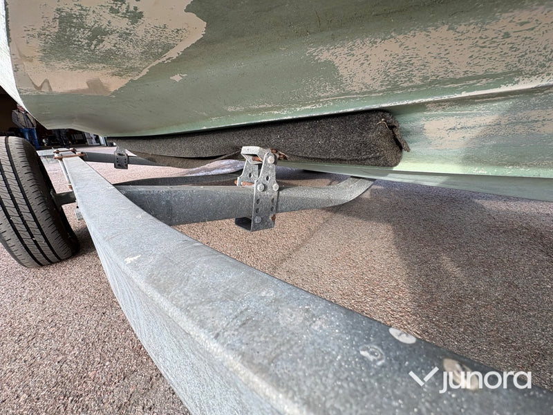 Båt – Glastron MX175 med släp