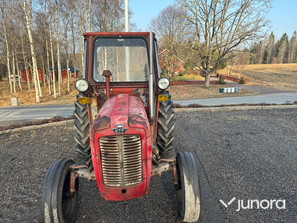 Traktor - Massey Ferguson, 35