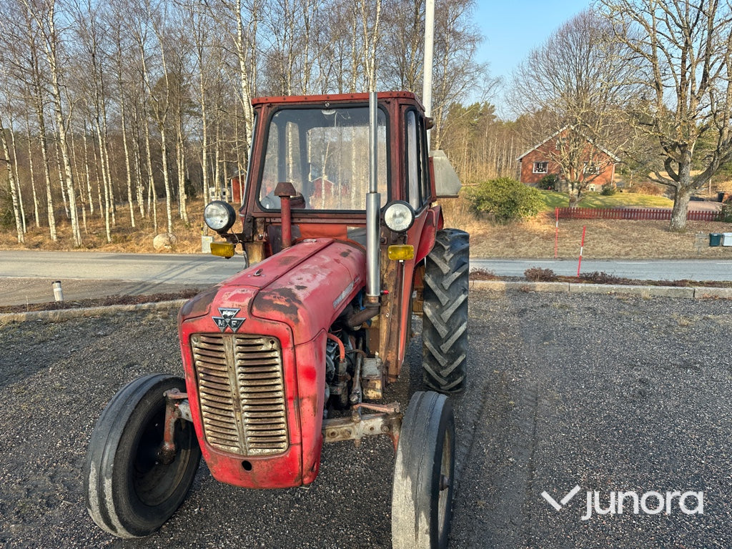 Traktor - Massey Ferguson, 35