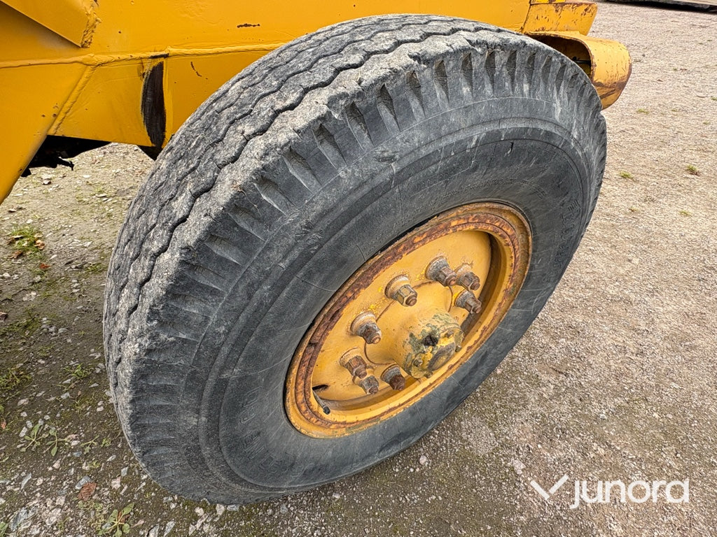 Baklastare - Volvo BM 620