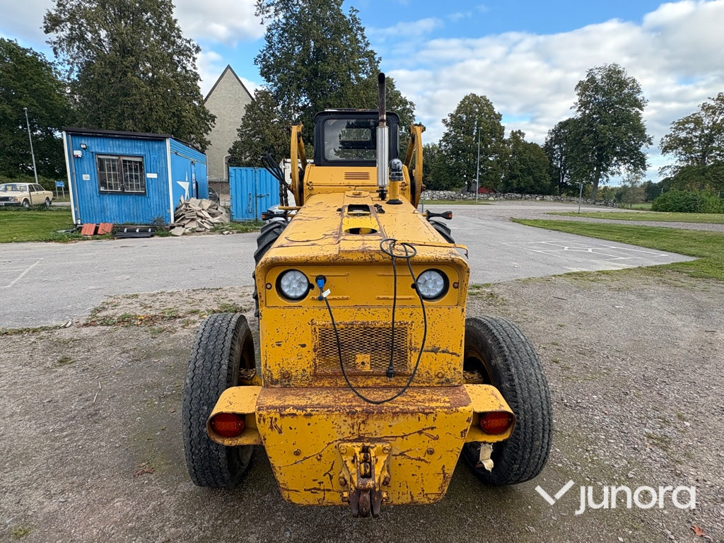 Baklastare - Volvo BM 620