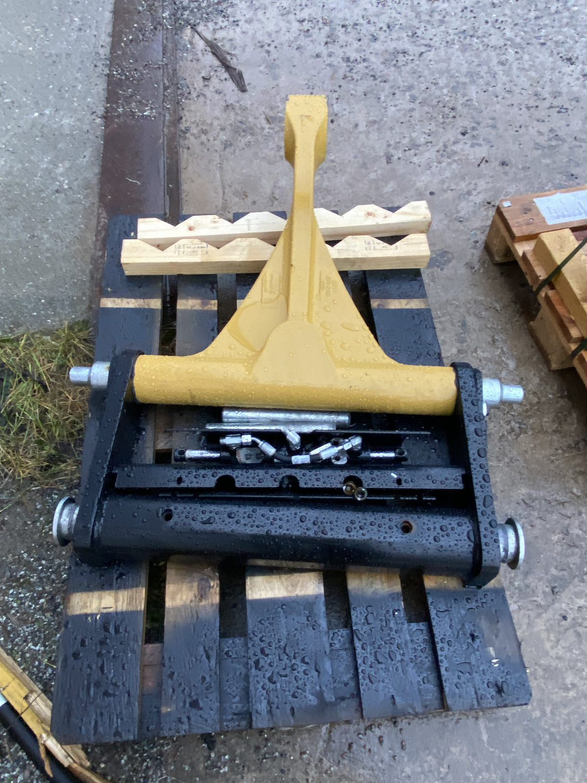 Original fäste - CAT 906-908