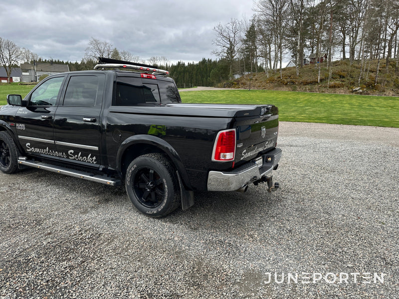 DODGE RAM 1500 LARAMIE