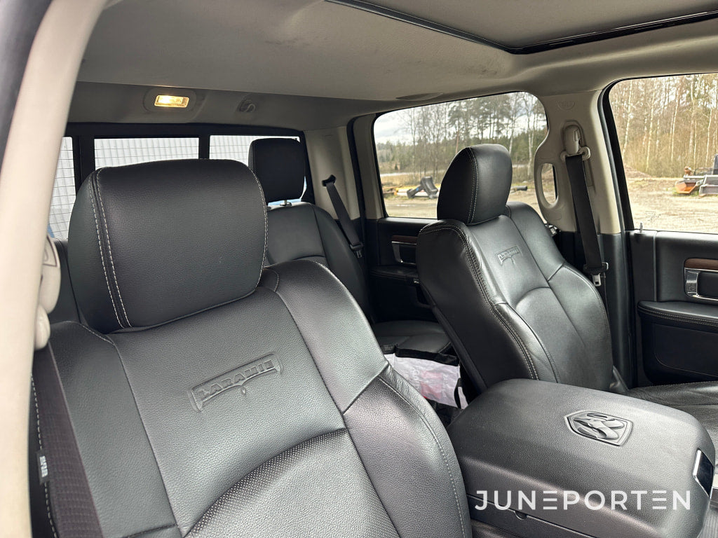 DODGE RAM 1500 LARAMIE