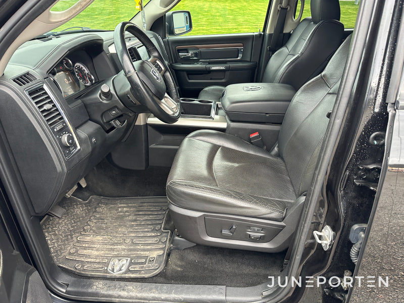 DODGE RAM 1500 LARAMIE