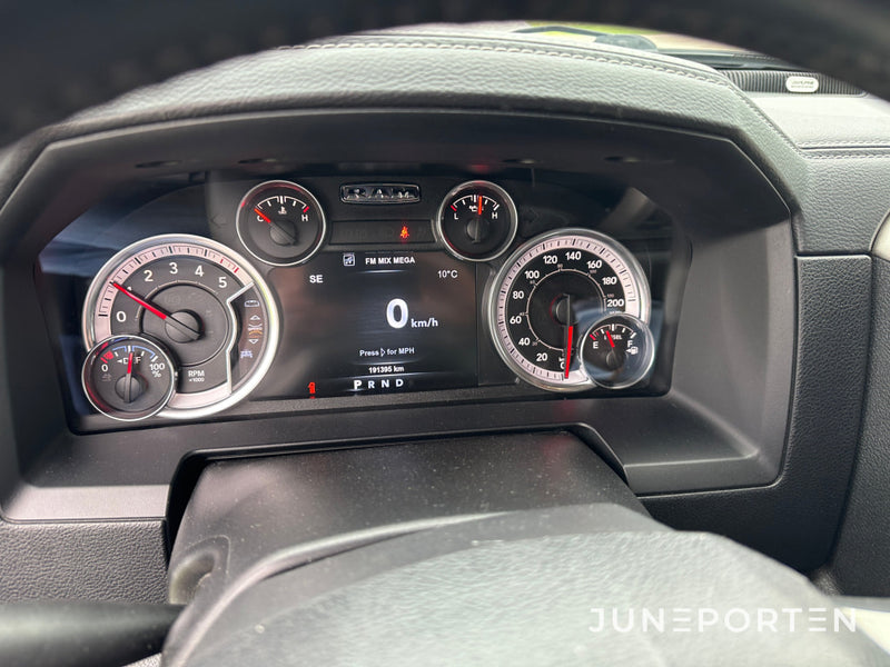 DODGE RAM 1500 LARAMIE
