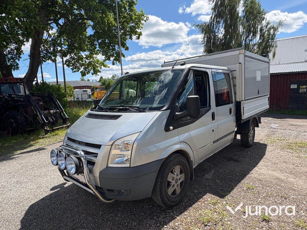 Ford Transit 350M AWD