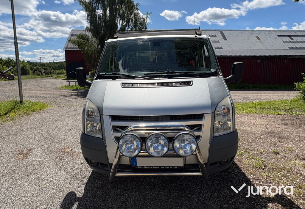 Ford Transit 350M AWD