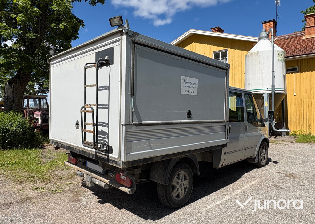 Ford Transit 350M AWD