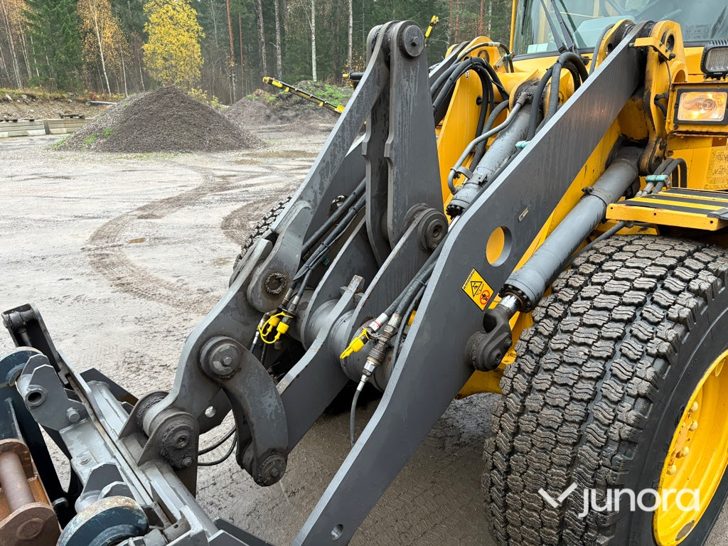 Hjullastare - Volvo L70C med skevfäste