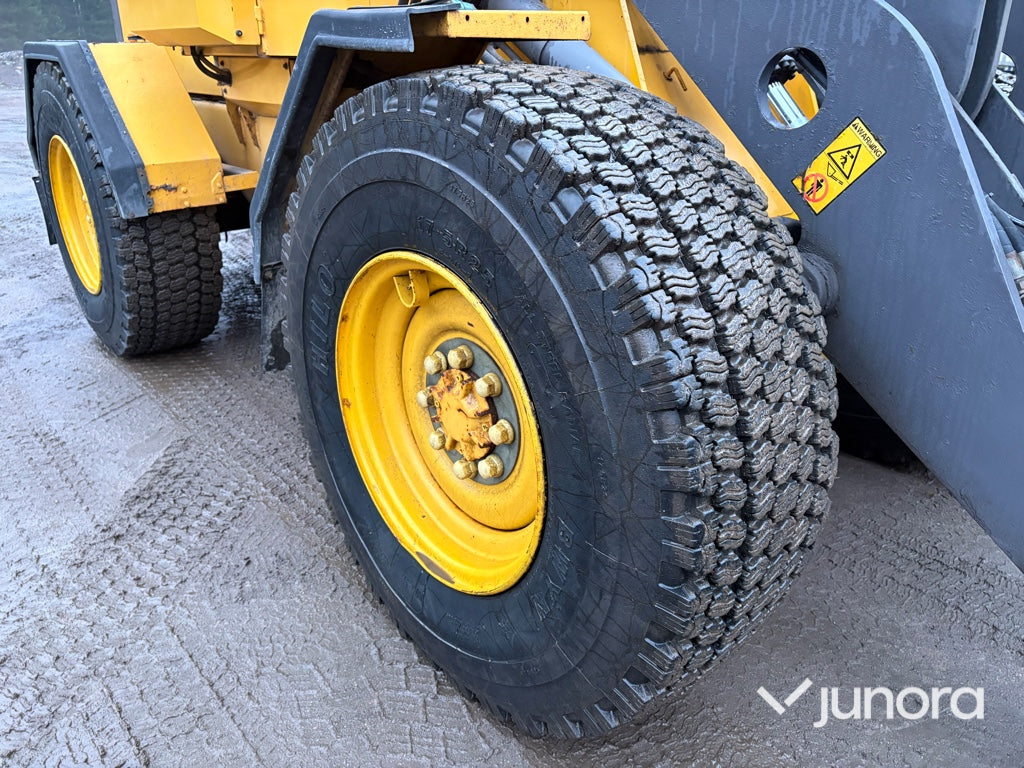 Hjullastare - Volvo L70C med skevfäste