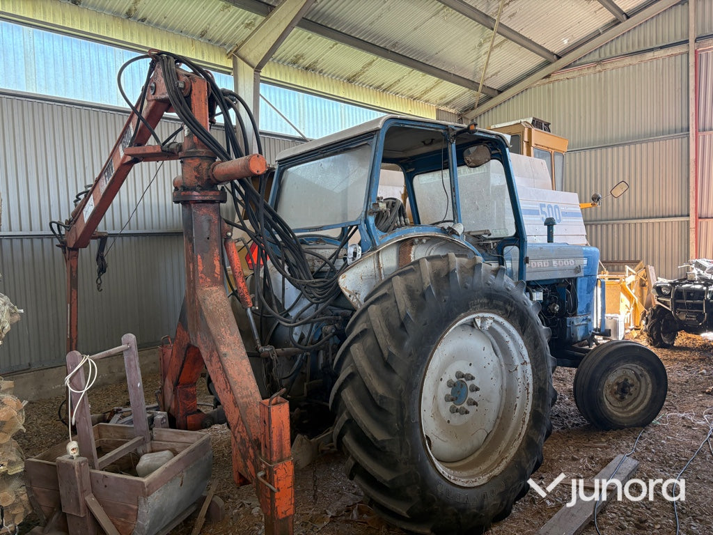 Traktor med skogskran - Ford, 5000