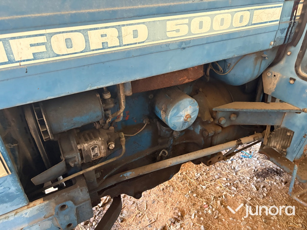 Traktor med skogskran - Ford, 5000