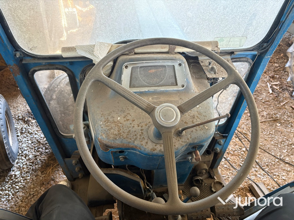 Traktor med skogskran - Ford, 5000